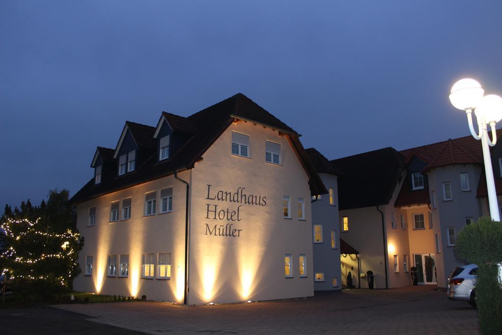 Landhaus Hotel Mueller Ringheim エクステリア 写真